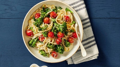 Creamy Broccoli & Tomato Vegan Pasta