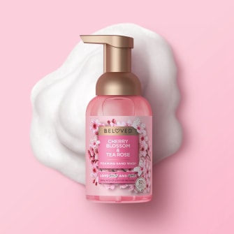 Texture Shot Love Beauty Planet Cherry Blossom & Tea Rose Foaming Hand Wash